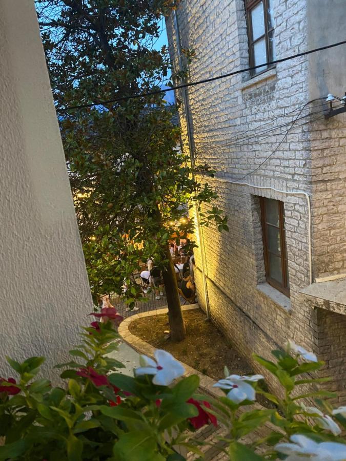 Guest House Ani Gjirokaster Exterior photo