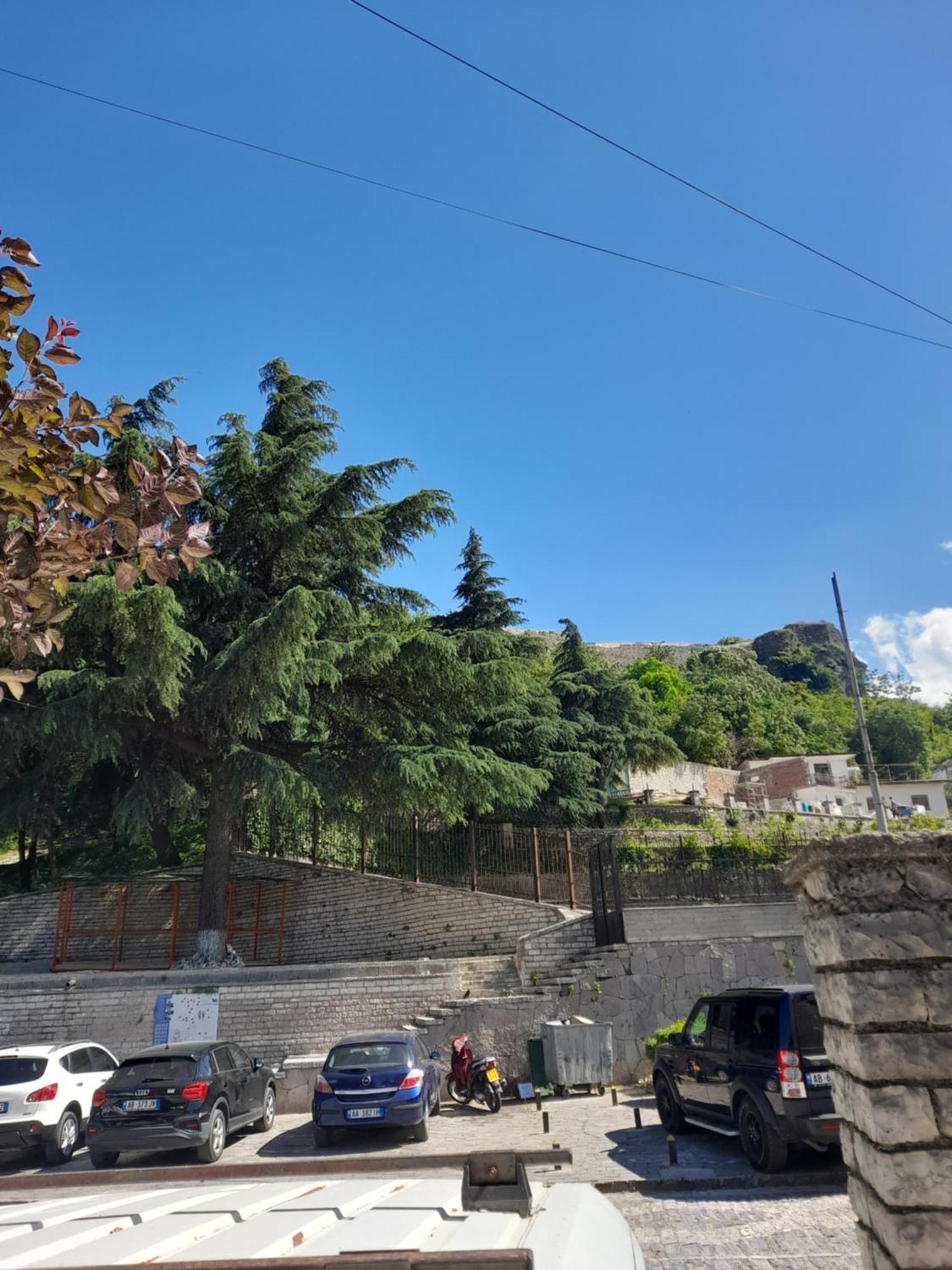 Guest House Ani Gjirokaster Exterior photo