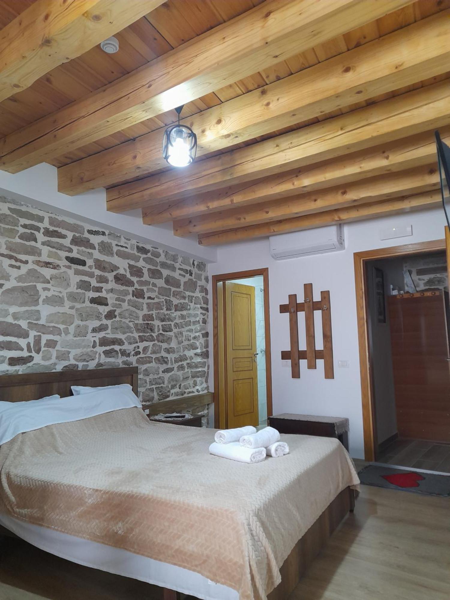 Guest House Ani Gjirokaster Exterior photo